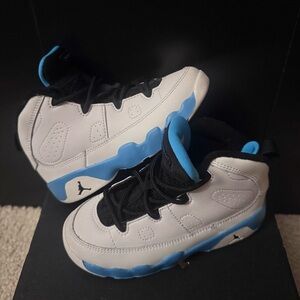 Toddler Jordan 9 Retro ‘Powder Blue’